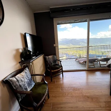 T3 Hycenter Terrace With View, Parking, Sauna 公寓 *